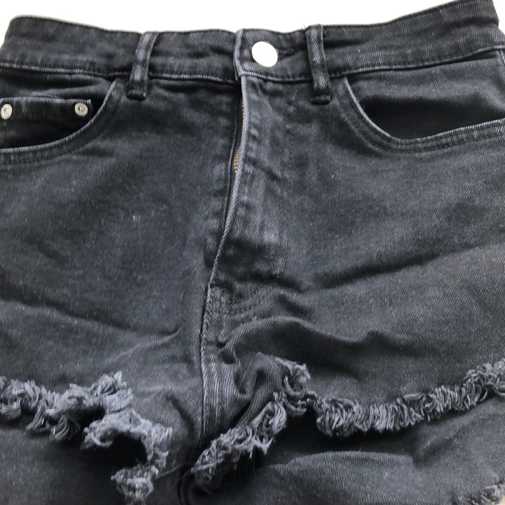 Nice Zara shorts that are like new - Picture 1 of 2